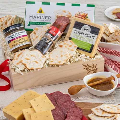 Meet and Cheese Hamper - Send Gourmet Gift Hamper Alabama