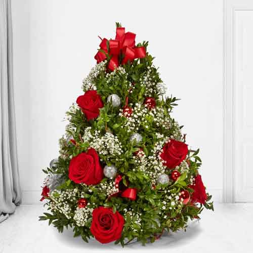 Christmas Decorated Tree-Christmas Flower Arrangement Florida